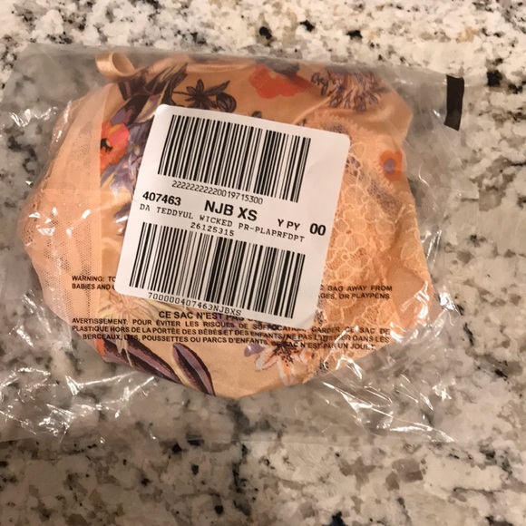 Victoria’s Secret -NWT Very Sexy Teddy - Size XS - Picture 4 of 5